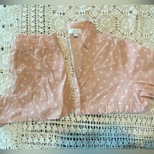 GAP Pink Pajama Set with White Floral Pattern